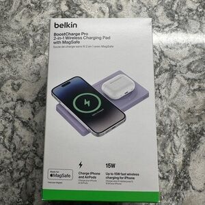 Belkin Purple Dual Wireless 2 in 1 Charger for Cell Phones